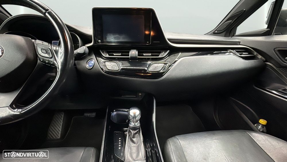 Toyota C-HR 1.8 HSD Exclusive+P.Luxury - 8