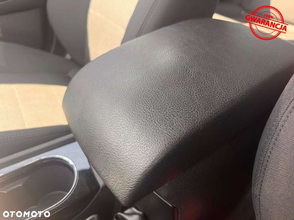 Ford Mondeo 2.0 Platinium X Plus (Titanium) - 37