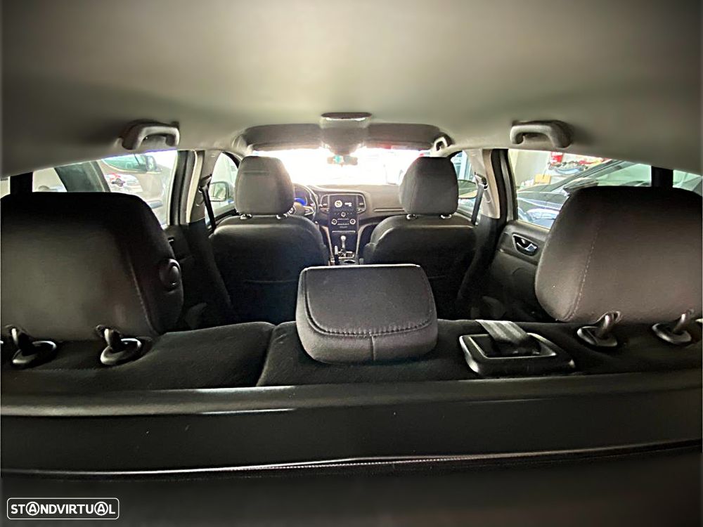 Renault Mégane Sport Tourer ENERGY dCi 110 EDC BUSINESS - 19