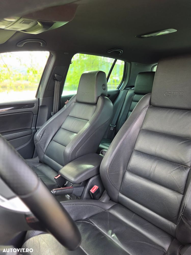 Volkswagen Golf 2.0 GTI - 3