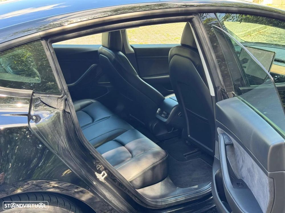 Tesla Model 3 Standard Range Plus RWD - 24