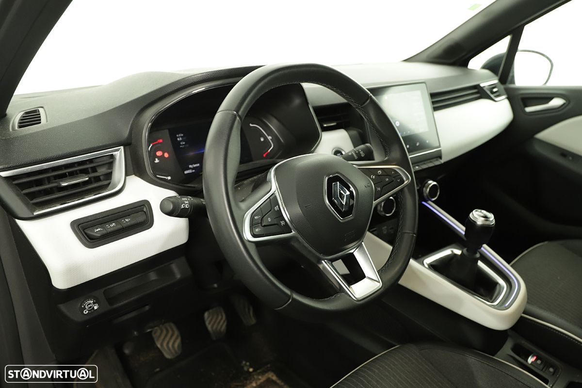 Renault Clio 1.0 TCe Techno Bi-Fuel - 6