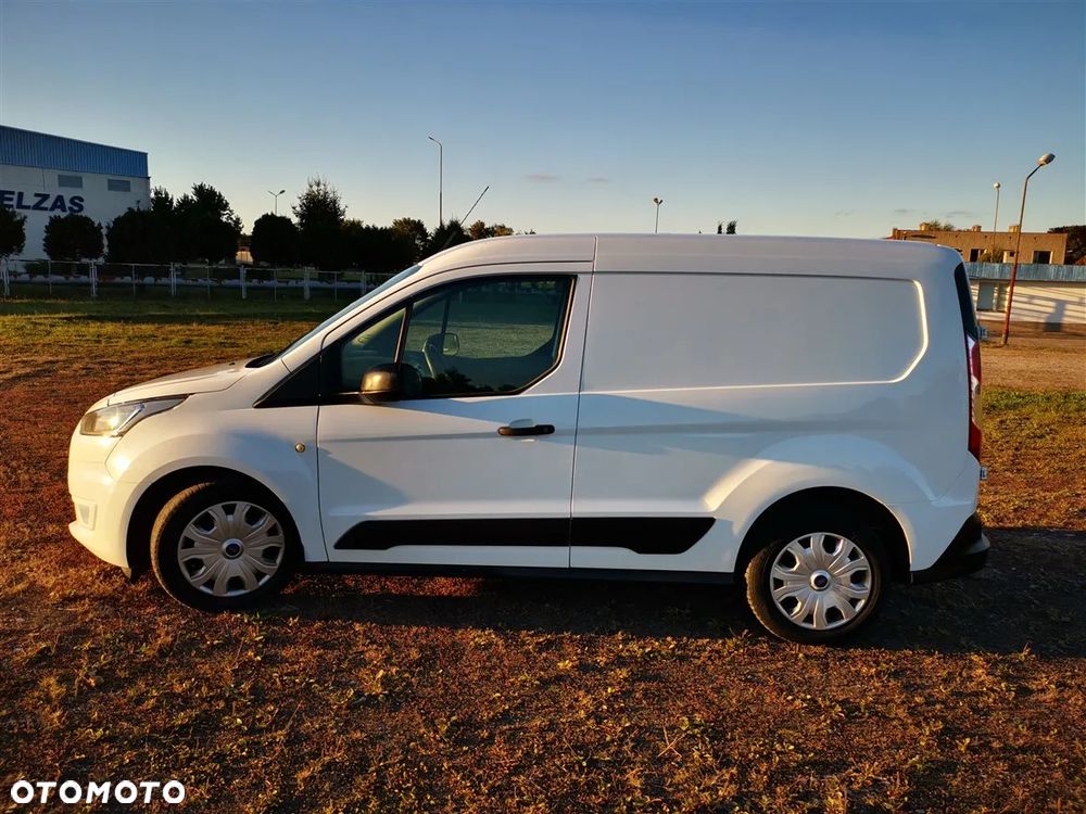 Ford Transit Connect - 4