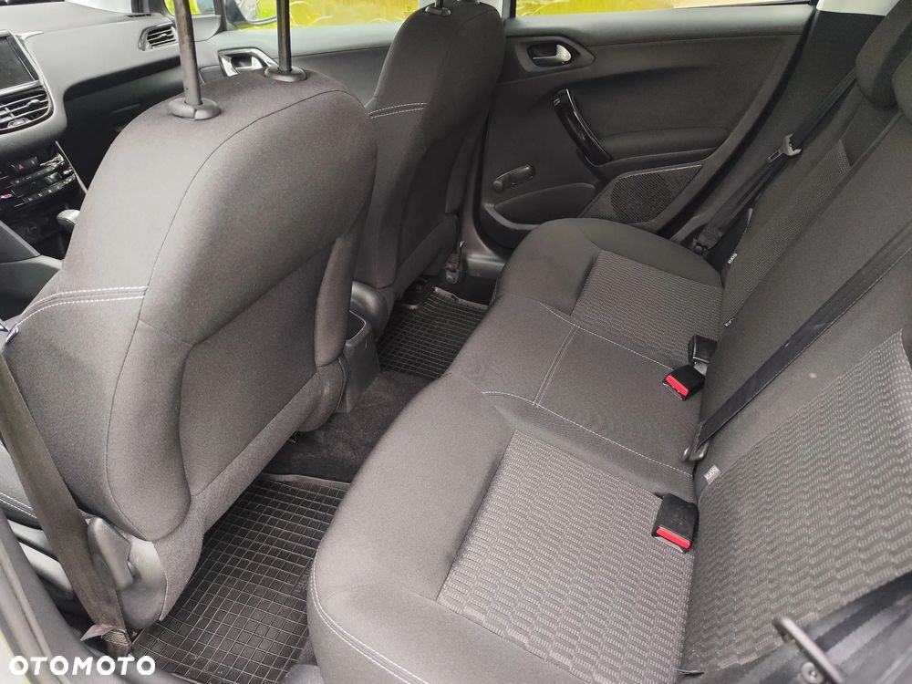 Peugeot 208 1.5 BlueHDi Active Pack S&S - 10