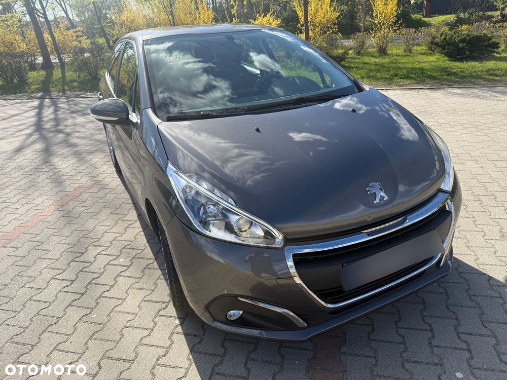 Peugeot 208 - 2