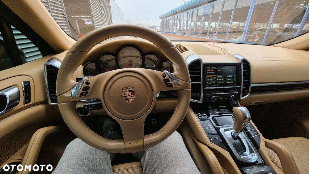 Porsche Cayenne S - 5