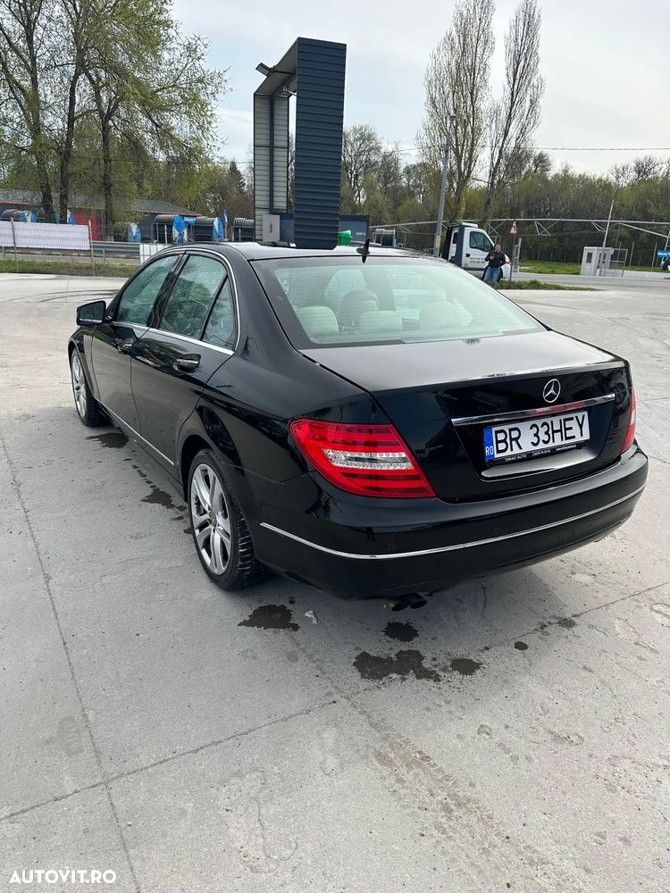 Mercedes-Benz C 200 CDI DPF (BlueEFFICIENCY) 7G-TRONIC Avantgarde - 10