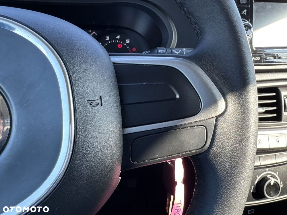 Fiat Tipo 1.4 T-Jet 16v Street - 24