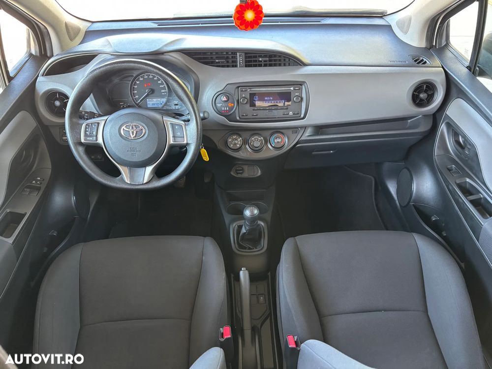Toyota Yaris 1.0 L VVT-i Terra - 5