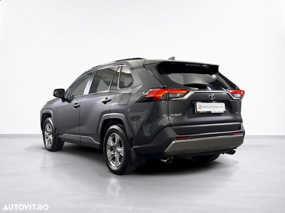 Toyota RAV4 - 4