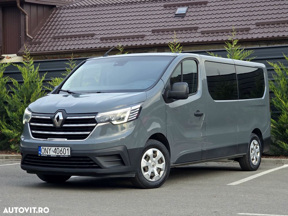 Renault Trafic 2022 photo 2