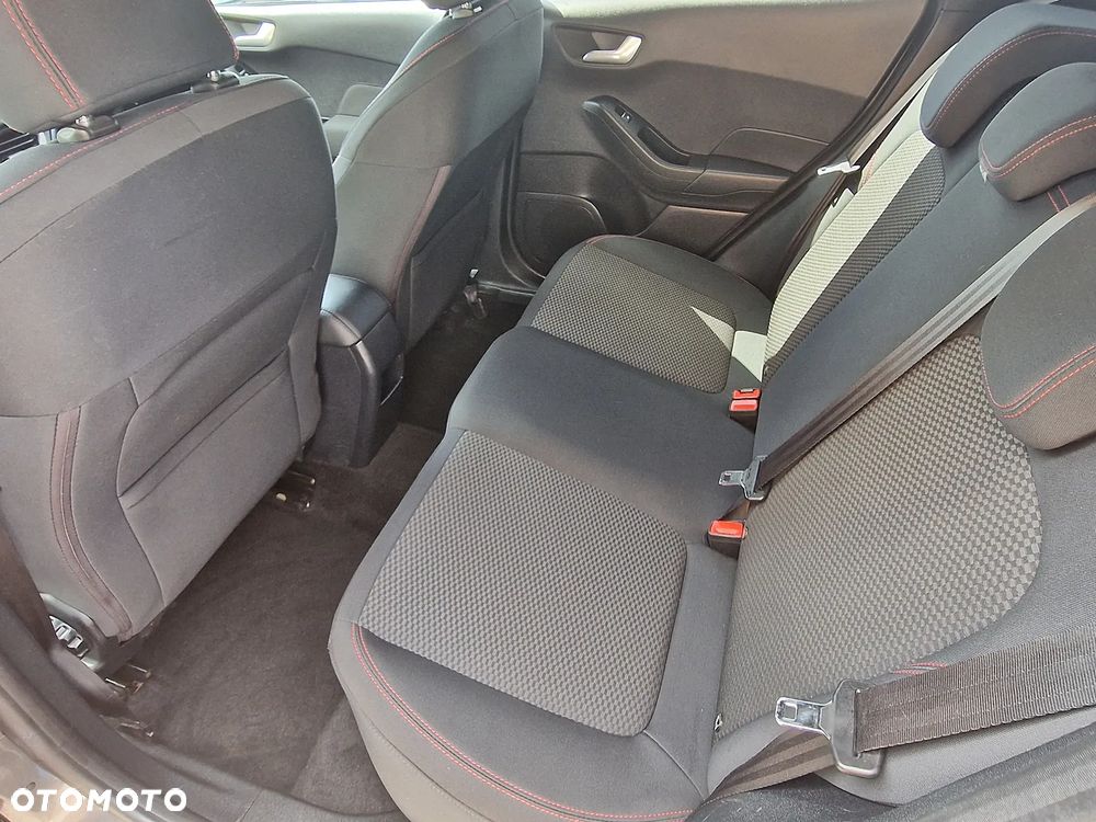 Ford Fiesta - 9