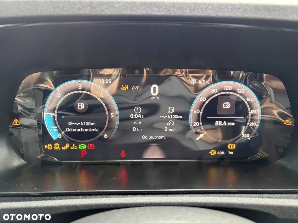 Volkswagen Caddy Maxi 2.0 TDI DSG - 24