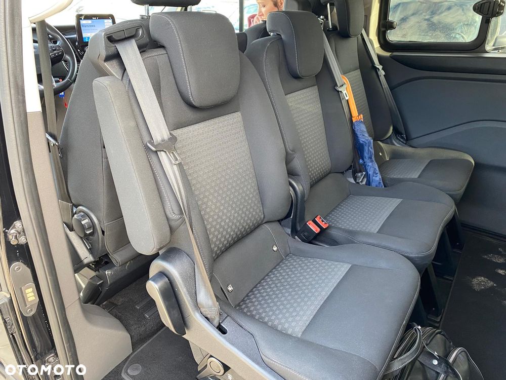 Ford Tourneo Custom 2.0 EcoBlue L2 Titanium - 9