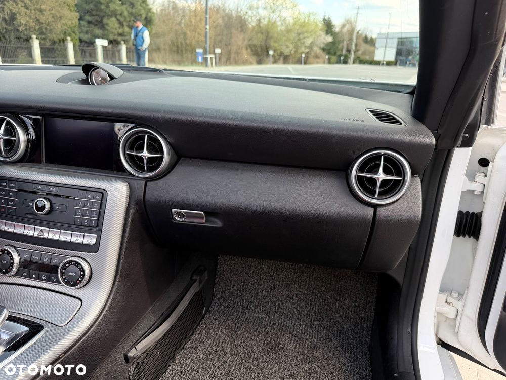 Mercedes-Benz SLC AMG 43 - 16