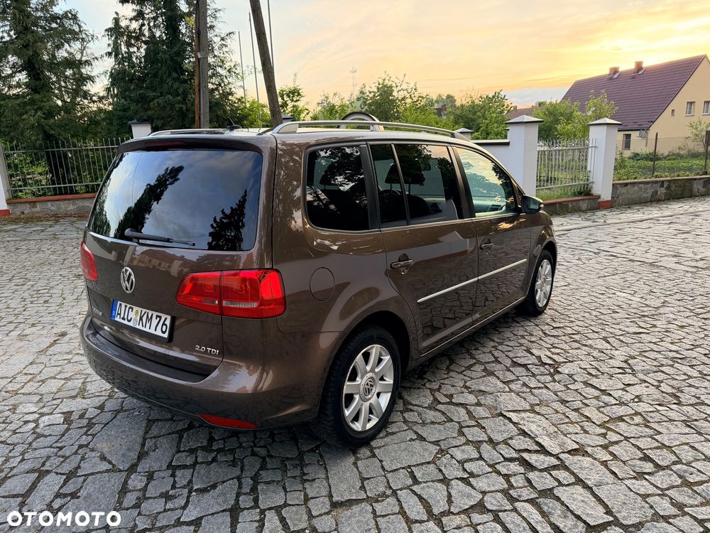 Volkswagen Touran 2.0 TDI DPF BlueMotion Technology STYLE - 3
