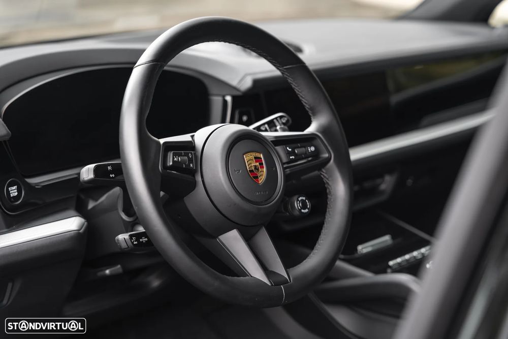 Porsche Cayenne E-Hybrid - 16