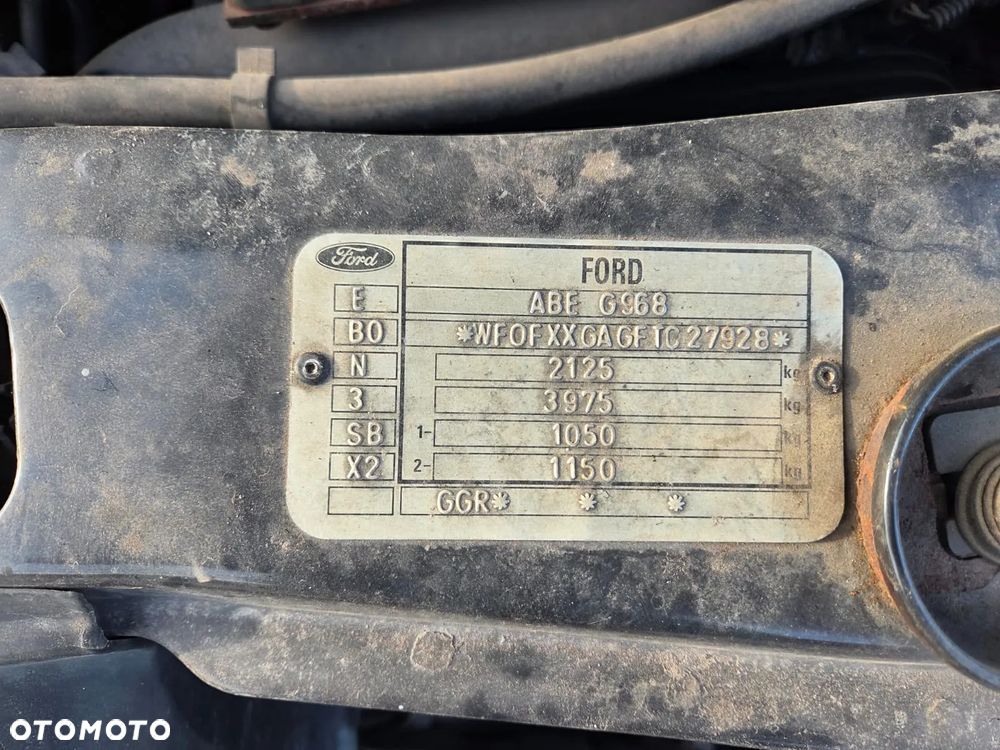 Ford Scorpio 2.9-24 Ghia - 40