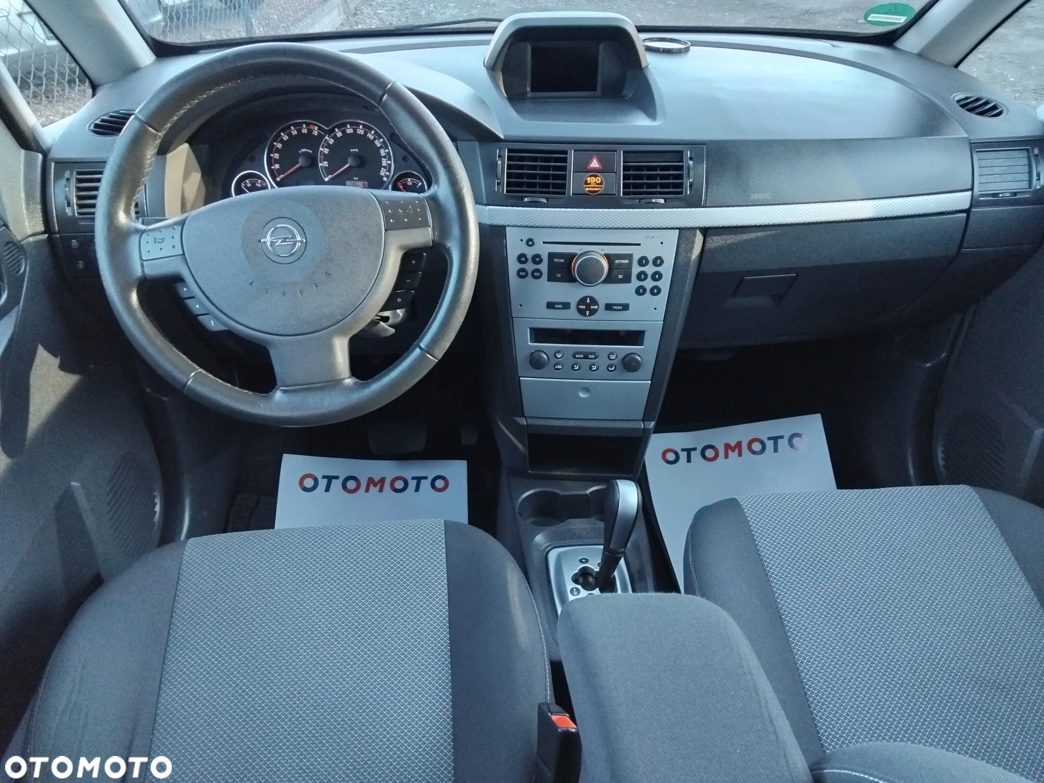 Opel Meriva 1.6 Essentia MTA - 16