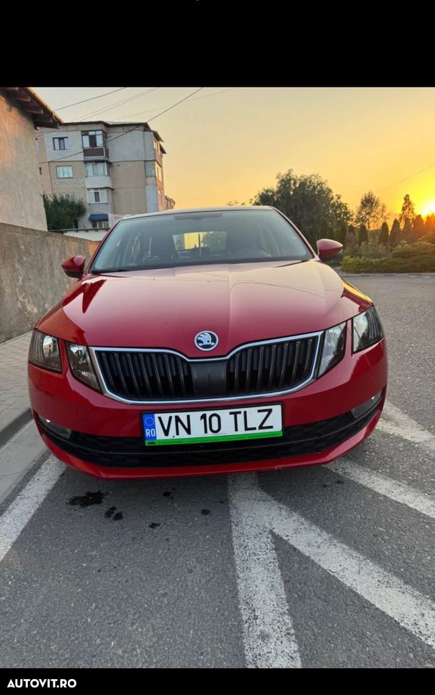 Skoda Octavia 1.2 TSI ACTIVE DSG - 2