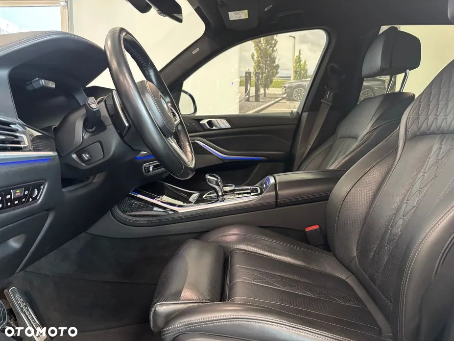 BMW X7 - 15