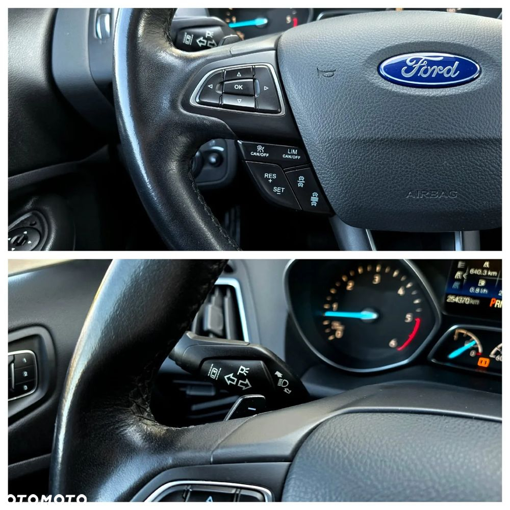 Ford Kuga - 28