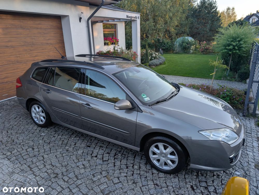 Renault Laguna 2.0 DCi SL Tech Run - 16