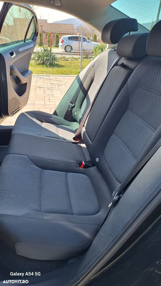 Volkswagen Jetta 1.4 TSI Trendline DSG - 15