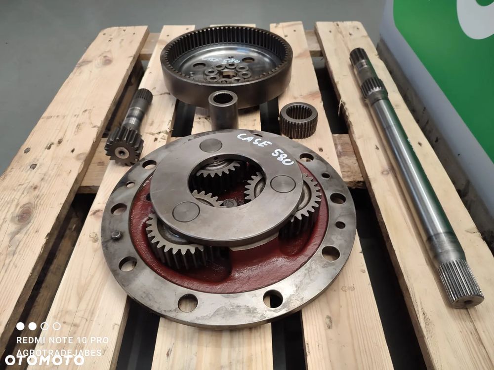 Zwolnica Case 580 SLE Carraro - 4