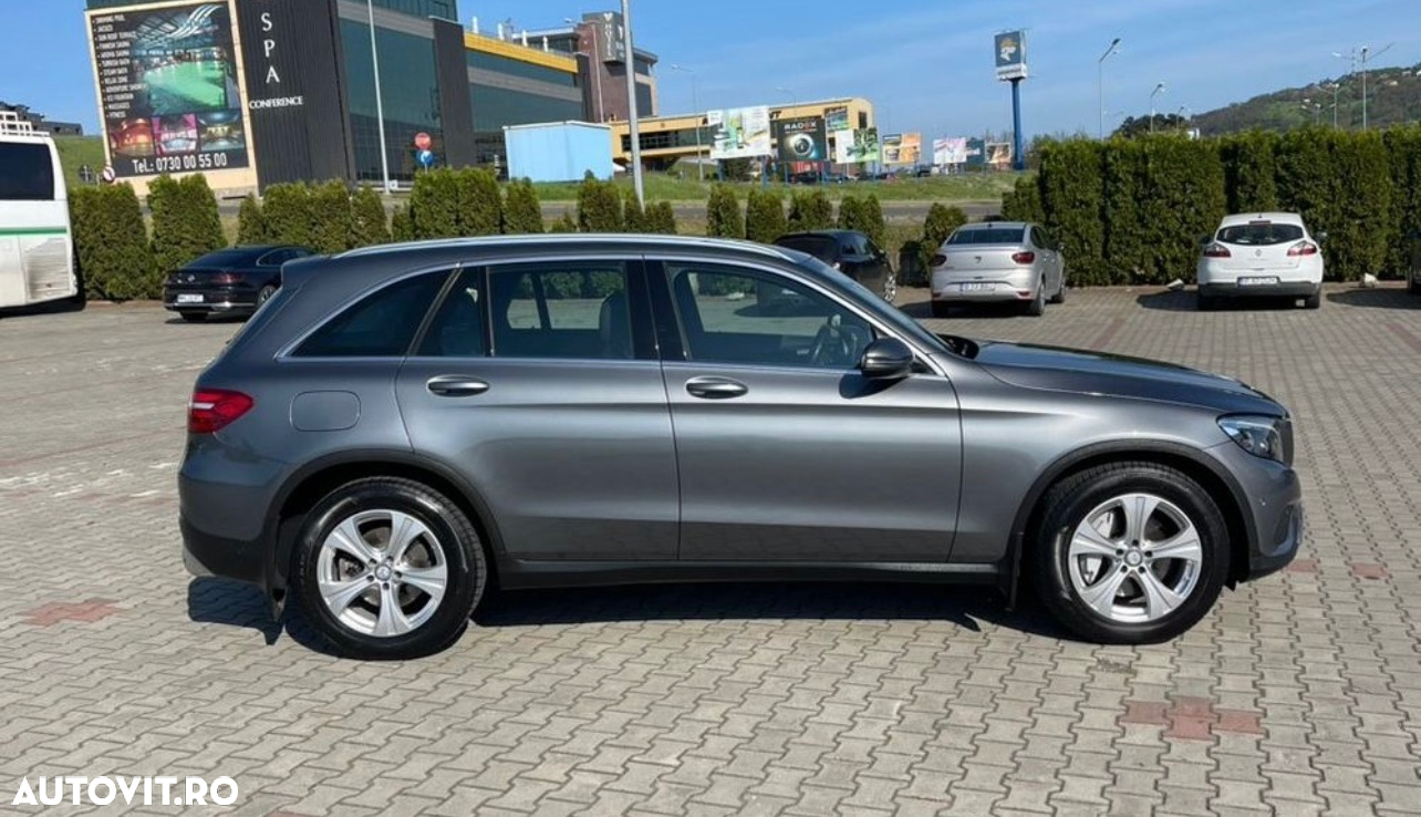 Mercedes-Benz GLC 220 d 4Matic 9G-TRONIC Exclusive - 27