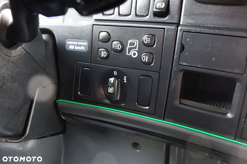 Scania R410 / EURO 6 / STANDARD / AUTOMAT / RETARDER / KLIMATYZACJA POSTOJOWA / 2 ZBIORNIKI - 25