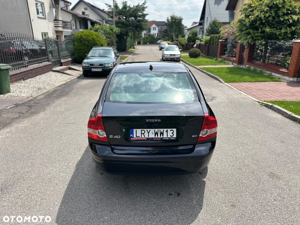 Volvo S40 2.4 Momentum - 7