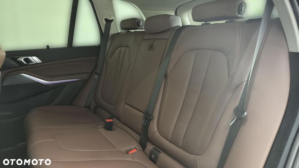 BMW X5 xDrive25d - 17