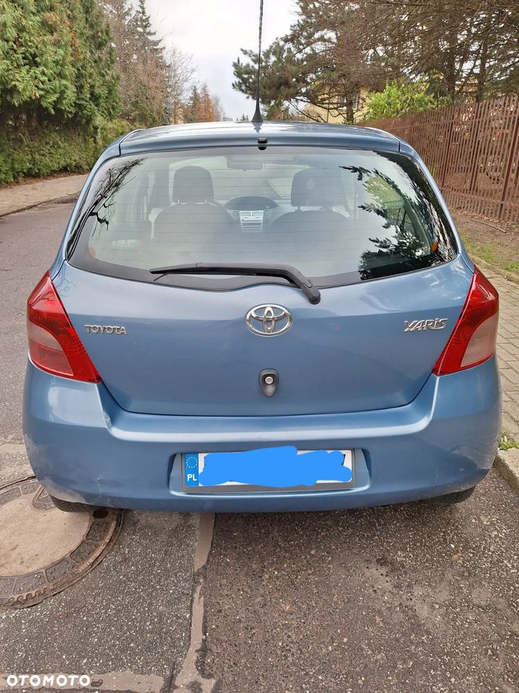 Toyota Yaris 1.0 Terra - 7