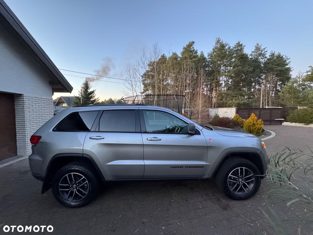 Jeep Grand Cherokee 5.7 V8 HEMI 4WD Automatik S - 13