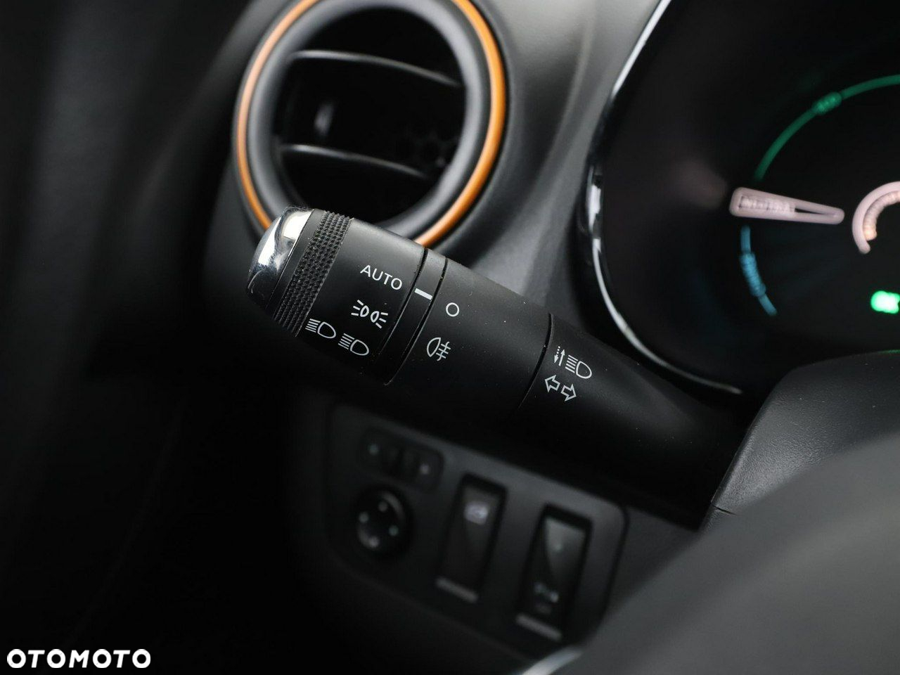 Dacia Spring 27.4kWh Comfort Plus - 30