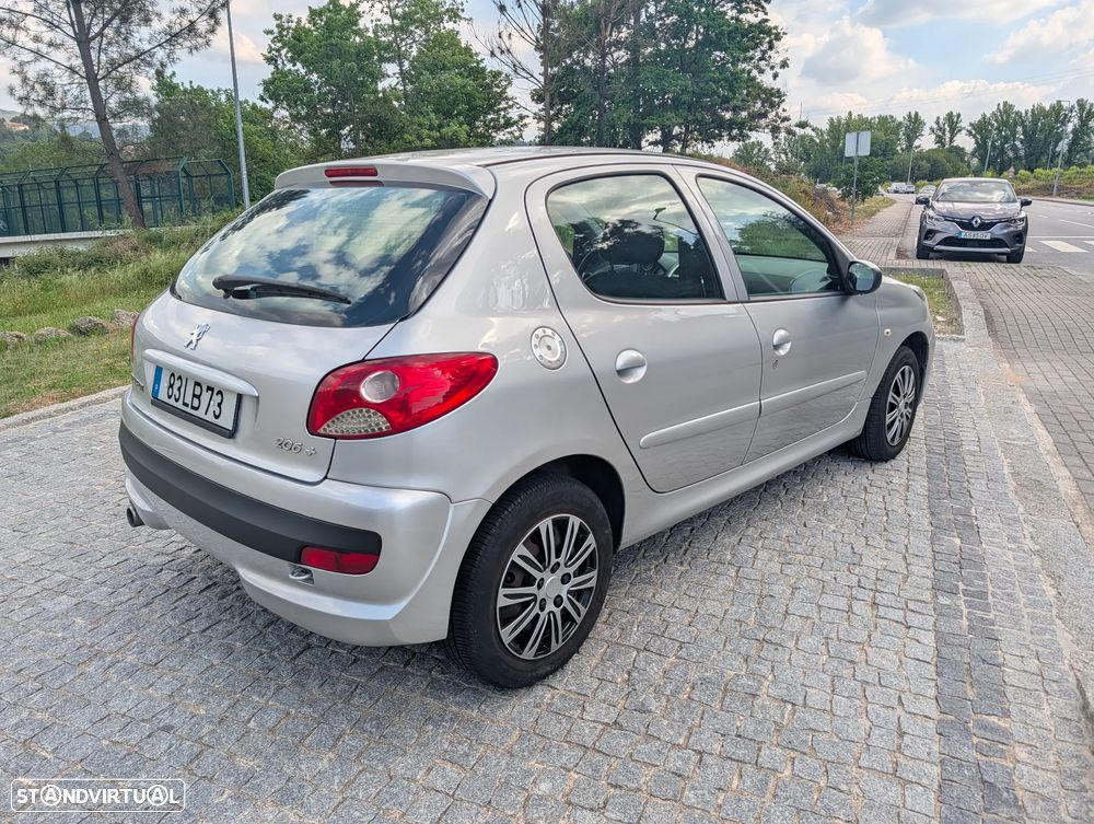 Peugeot 206+ 1.4 HDi Trendy - 4