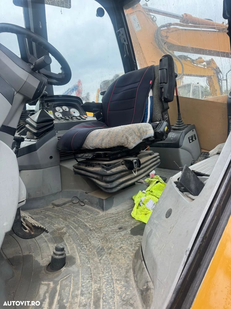 Caterpillar CAT 422 E Buldoexcavator - 3