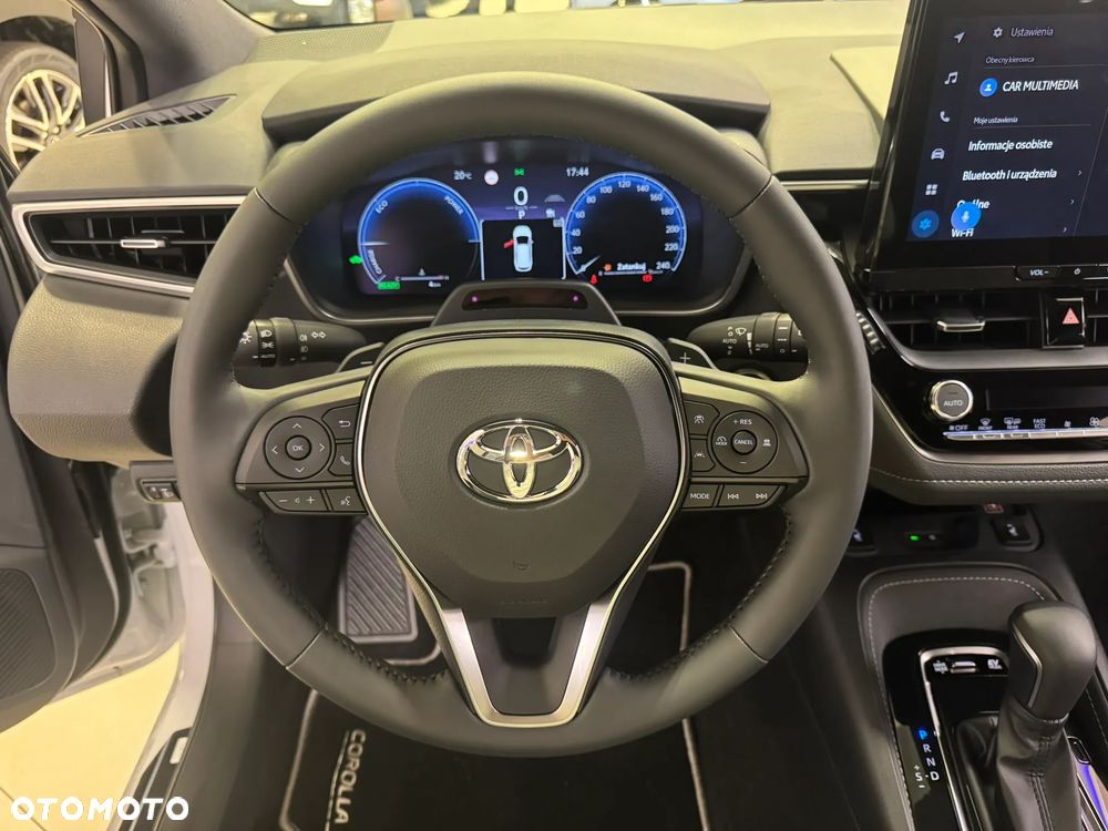Toyota Corolla 2.0 Hybrid Style - 17