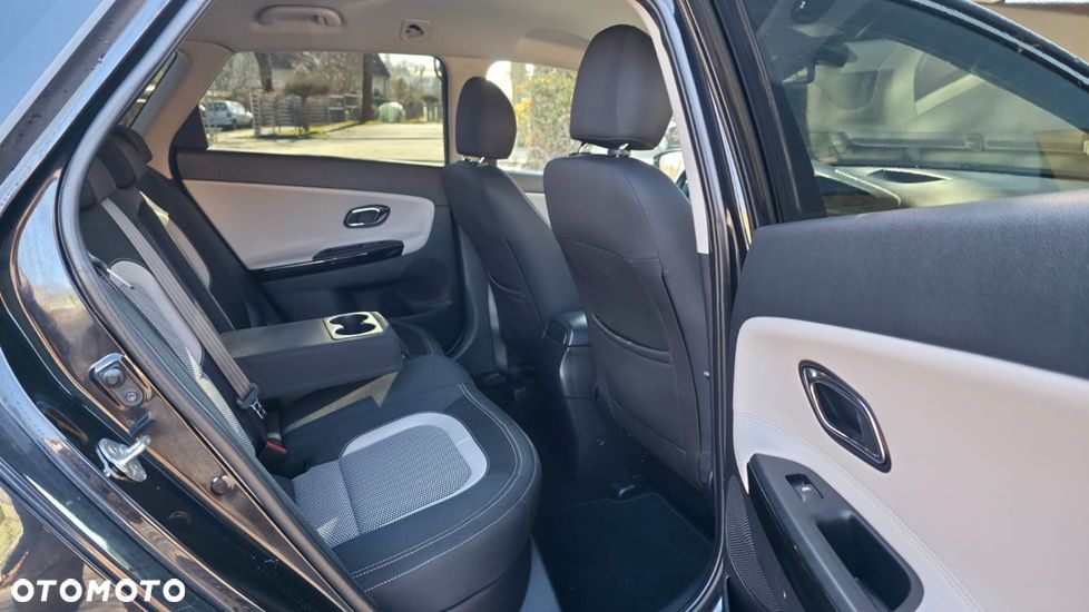 Kia Ceed 1.6 GDI Dream Team Edition - 17