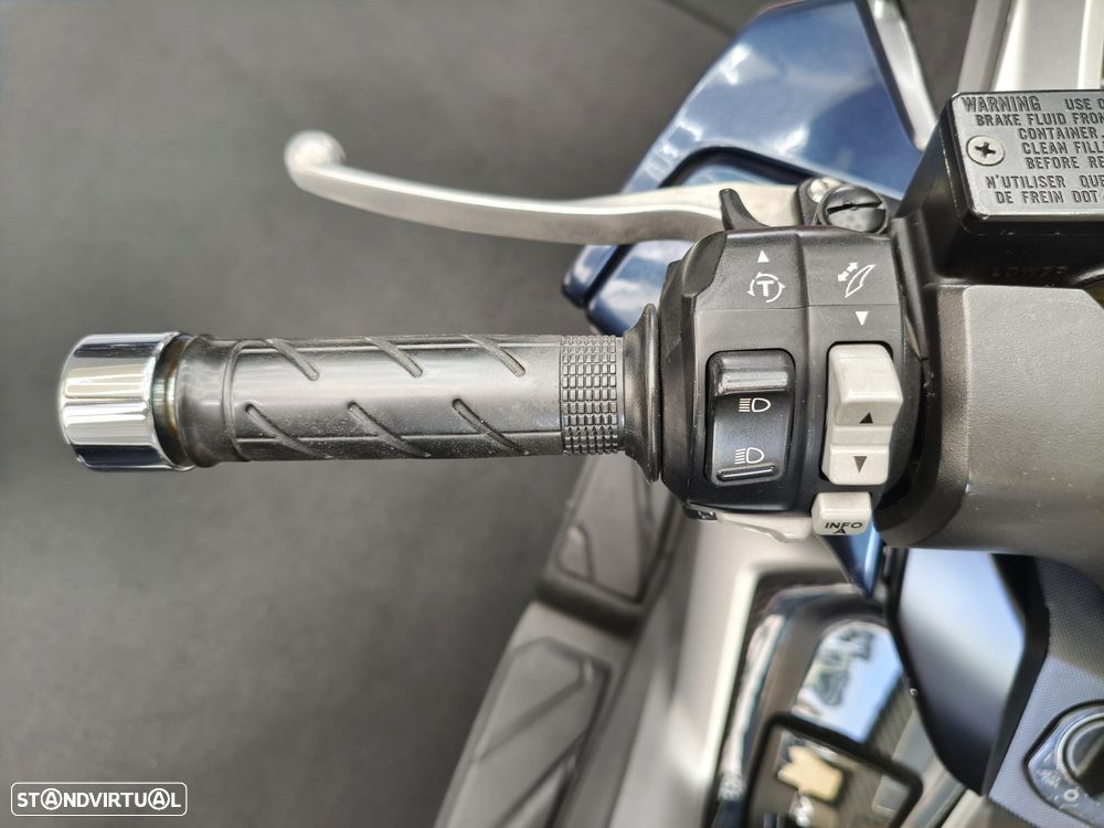 Honda Forza 300 - 13