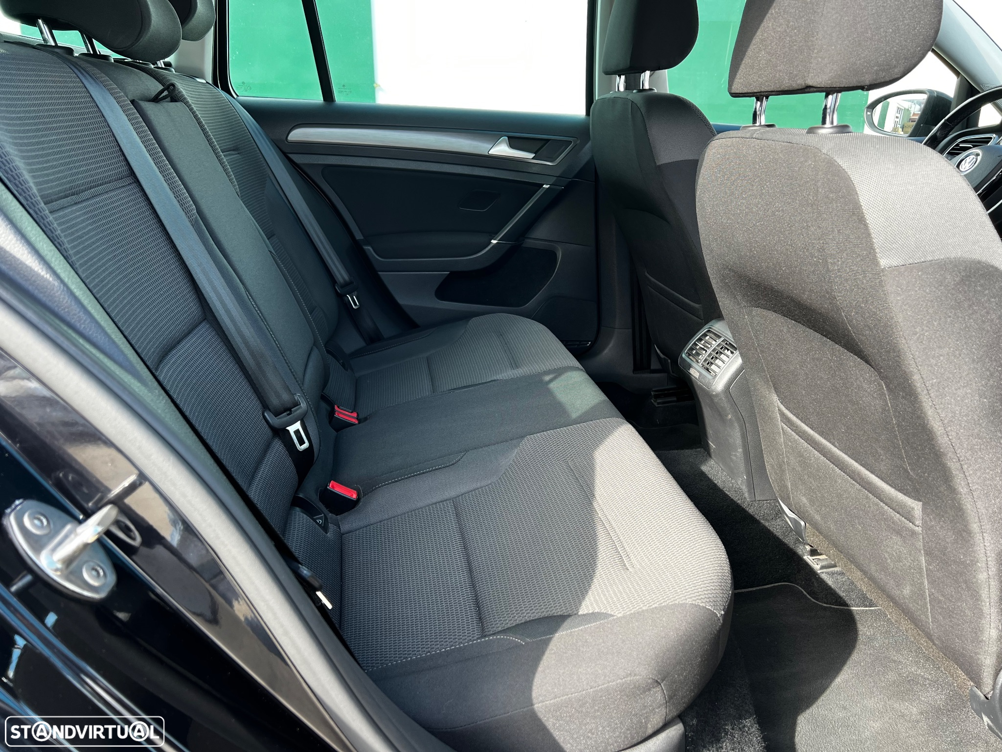 VW Golf Variant 1.6 TDI Highline - 15