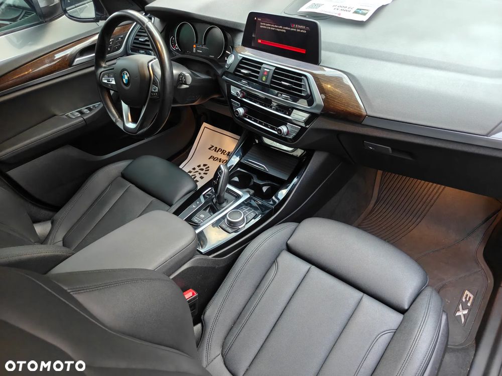 BMW X3 xDrive30i Luxury Line - 8