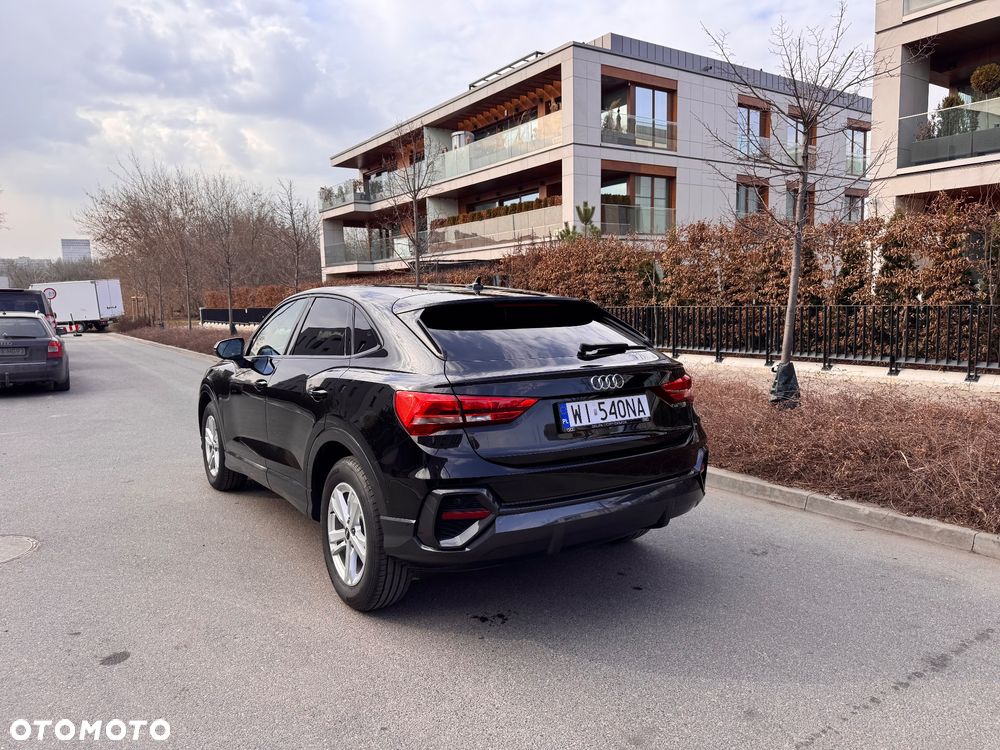 Audi Q3 35 TFSI S tronic - 4