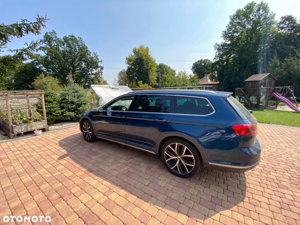 Volkswagen Passat Alltrack 2.0 TDI 4Mot DSG - 2