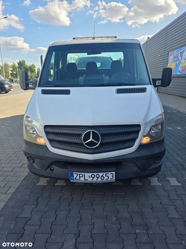 Mercedes-Benz Sprinter - 1