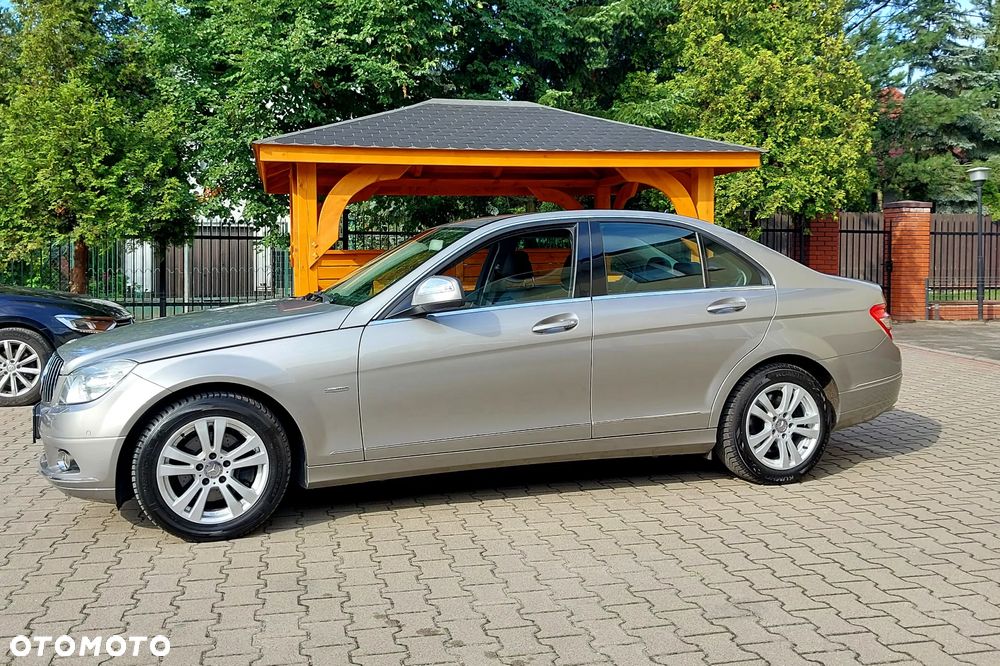 Mercedes-Benz Klasa C 280 Elegance Sport Edition + - 31