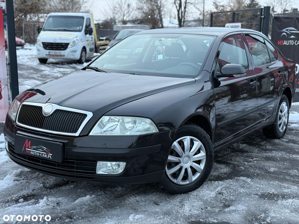 Skoda Octavia 1.6 Elegance - 2