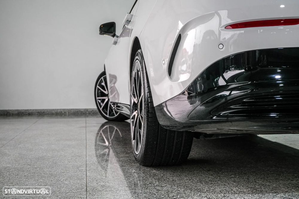 Mercedes-Benz CLA 250+ EQ - 20