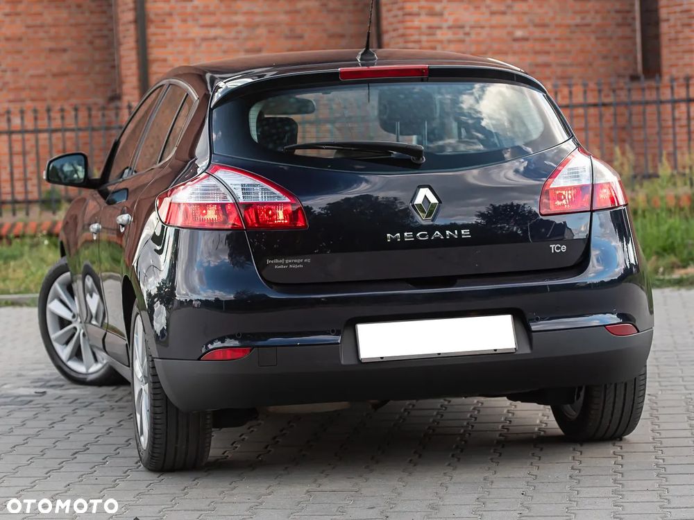 Renault Megane TCe 180 Dynamique - 8